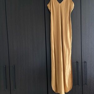 Banana Republic Elegant Silk Gold Sleeveless Dress